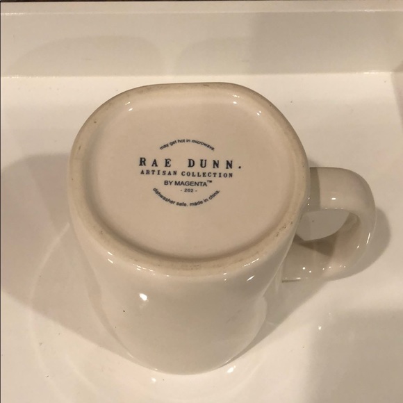 Rae Dunn Christmas Holiday Santa Mug NEW - Picture 3 of 3